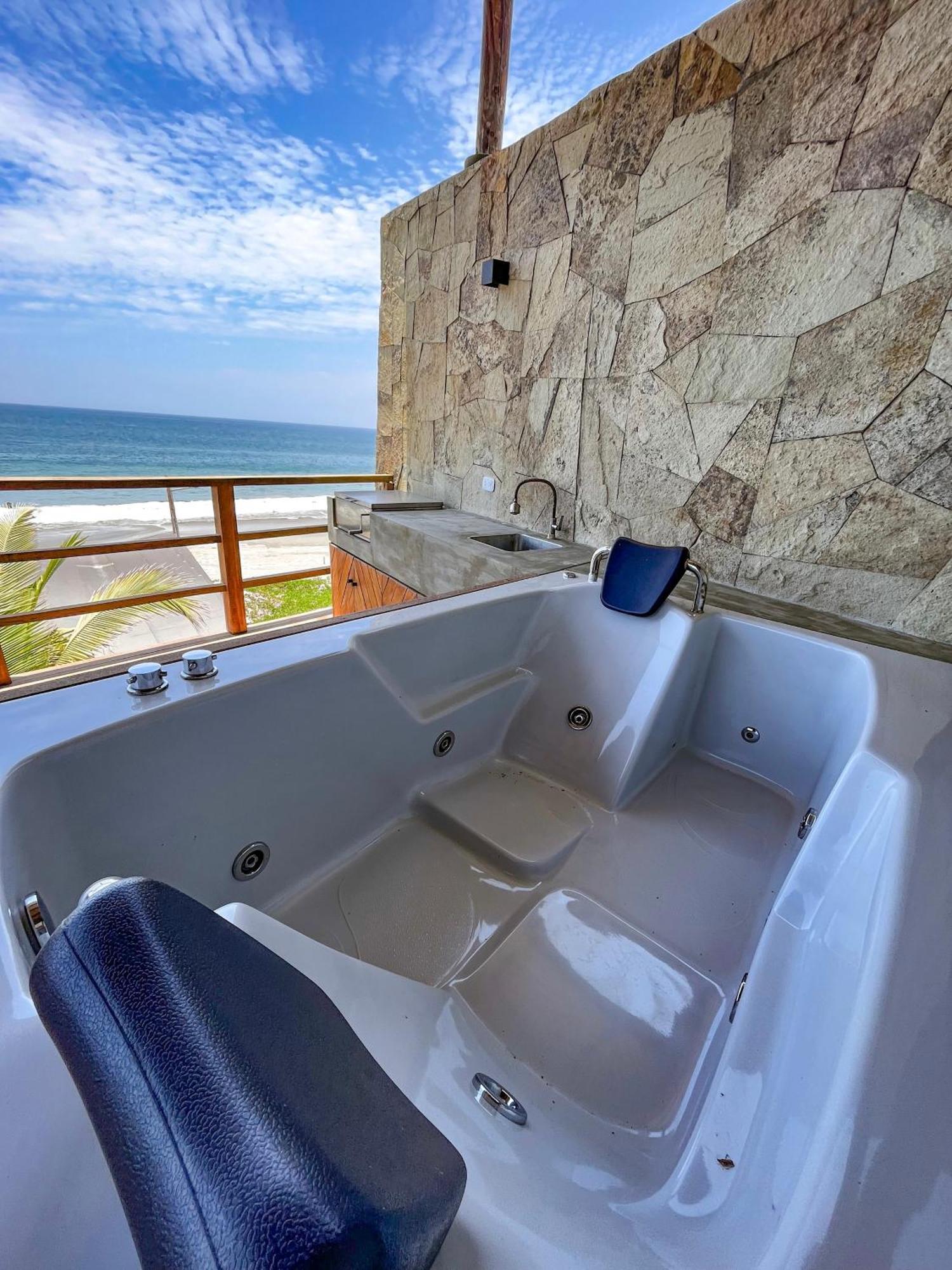 Diem Vichayito Beachfront Eco-Luxury Exterior foto