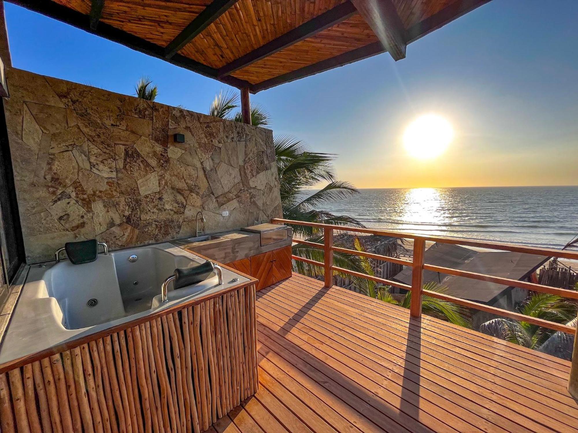 Diem Vichayito Beachfront Eco-Luxury Exterior foto